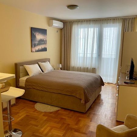 Trident Apartments 2 Ni المظهر الخارجي الصورة