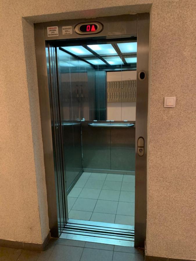 Trident Apartments 2 Ni المظهر الخارجي الصورة